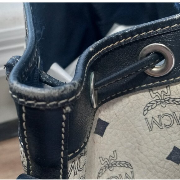 Vtg. MCM Drawstring Viestos Bucket Bag NAVY WHITE C7594 - Picture 5 of 16